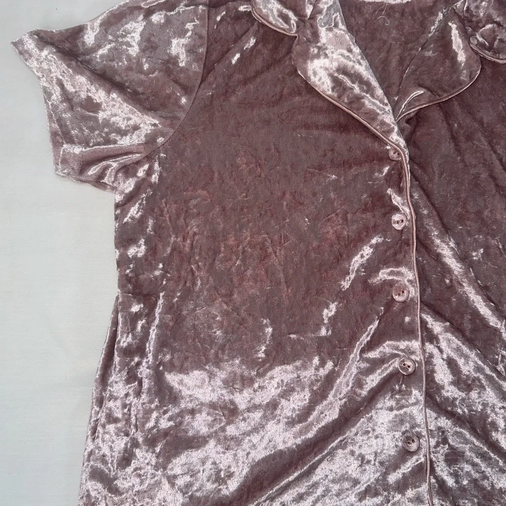 Danskin Dusty Pink Crushed Velvet Sleepwear Pajama Set Top and Shorts Size M